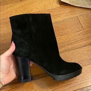 Arturo Chiang Women's Ankle Boots